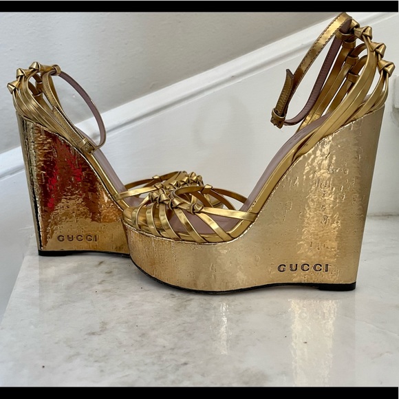 COPY - Gucci - Picture 1 of 8